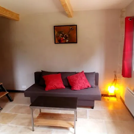 Maisonnette Avec Acces Piscine *