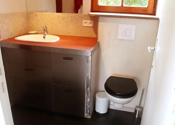 Maisonnette Avec Acces Piscine