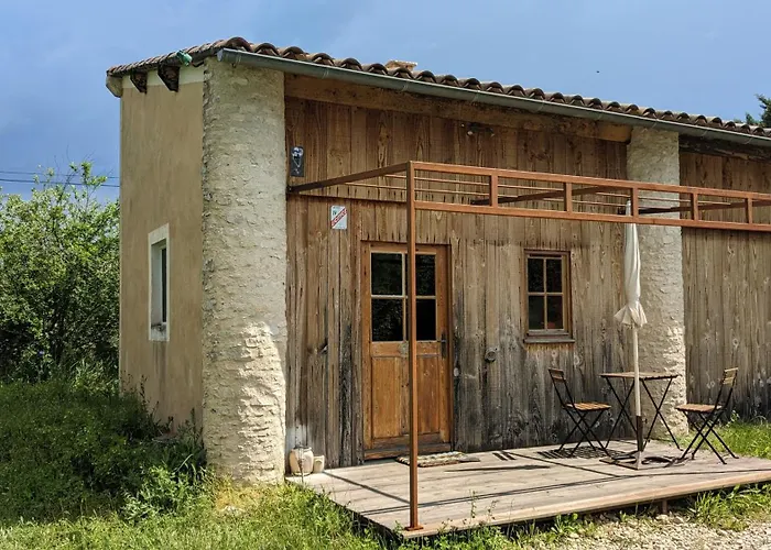 Maisonnette Avec Acces Piscine Apartment *